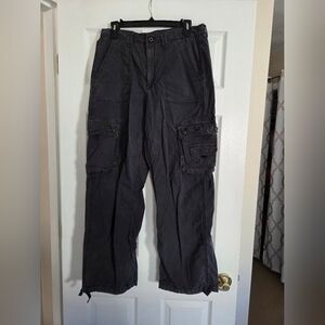 American Eagle Outfitters Faded Black/Dark Gray Cargo Pants 12